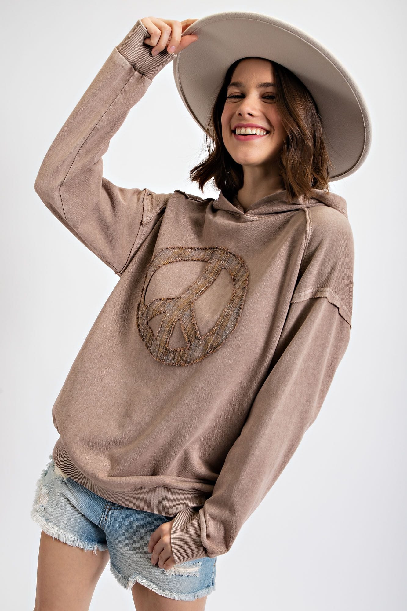 EASEL Peace Sign Center Patch Knit Pullover Hoodie – jfybrand