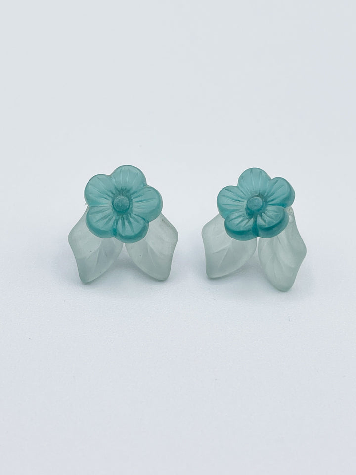 Buch + Deichmann Frosted Flower Earrings with Leaves