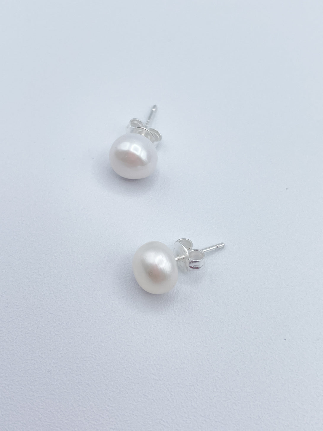 Women's 8mm Pearl Stud Earrings Available in White or Black Pearl
