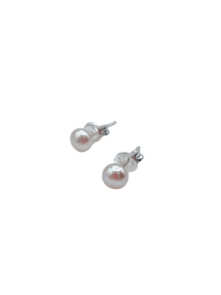 5mm Pearl Studs