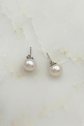 7mm White Pearl Stud Earrings