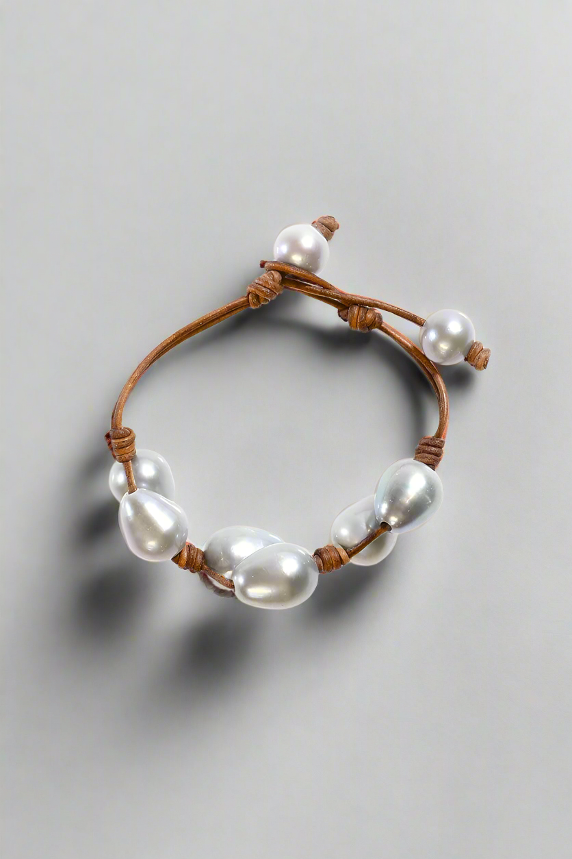 Braided Pearl and Leather Bracelet