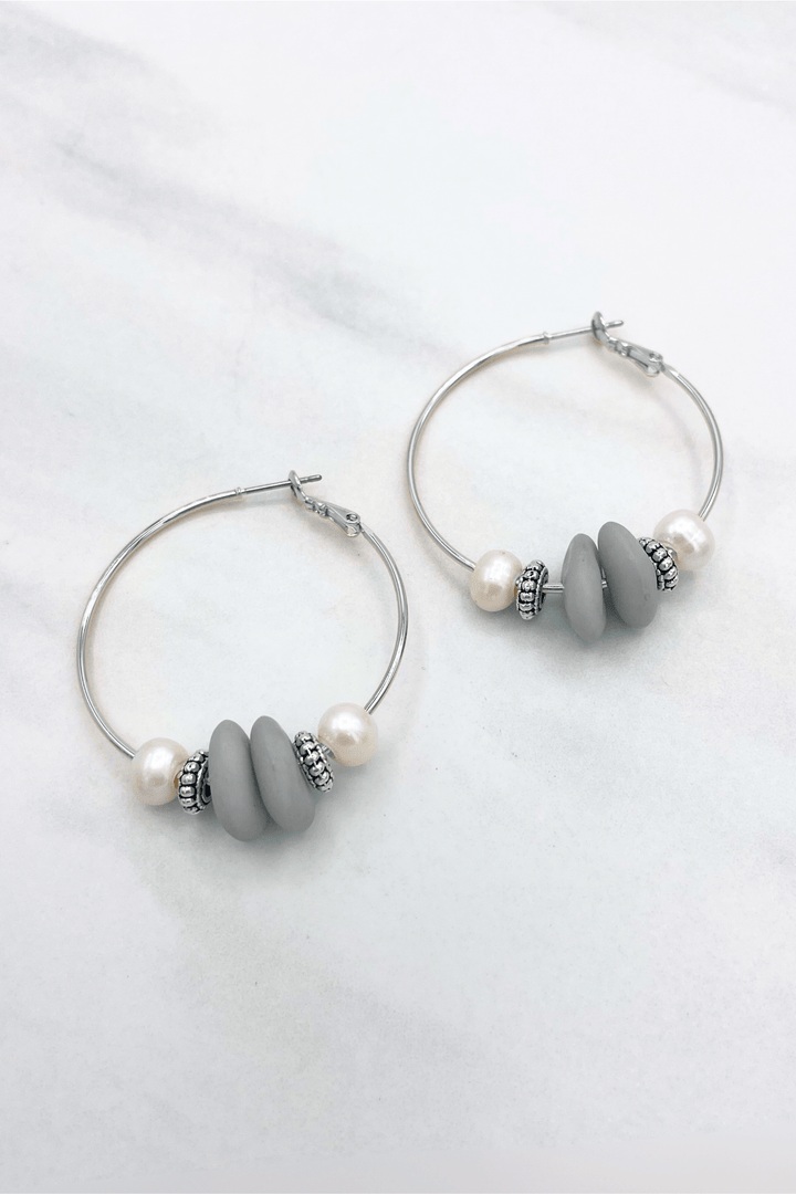 Classic Clasp Hoop Earrings with Freshwater Pearls and Colored Beads