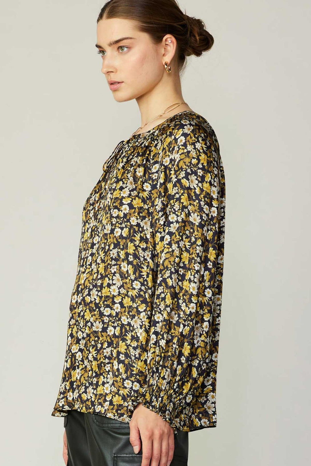 Current Air Long Sleeve Floral Blouse V-Neck Top