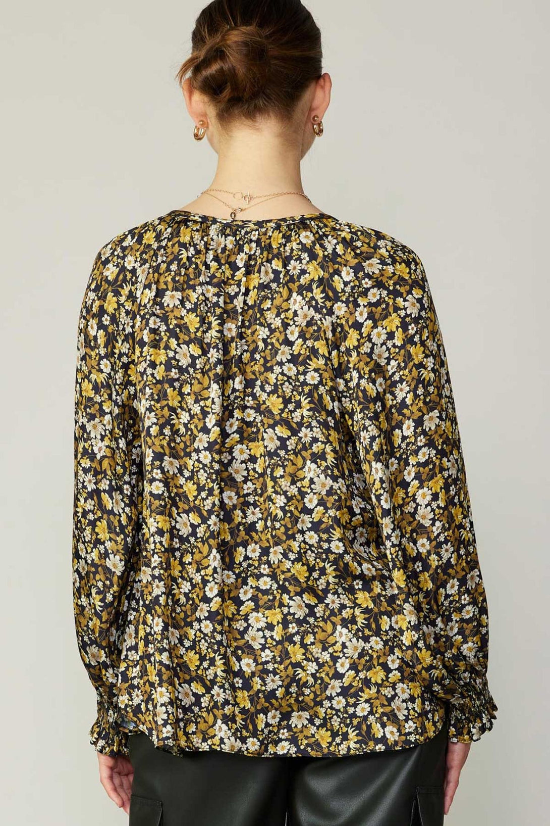 Current Air Long Sleeve Floral Blouse V-Neck Top