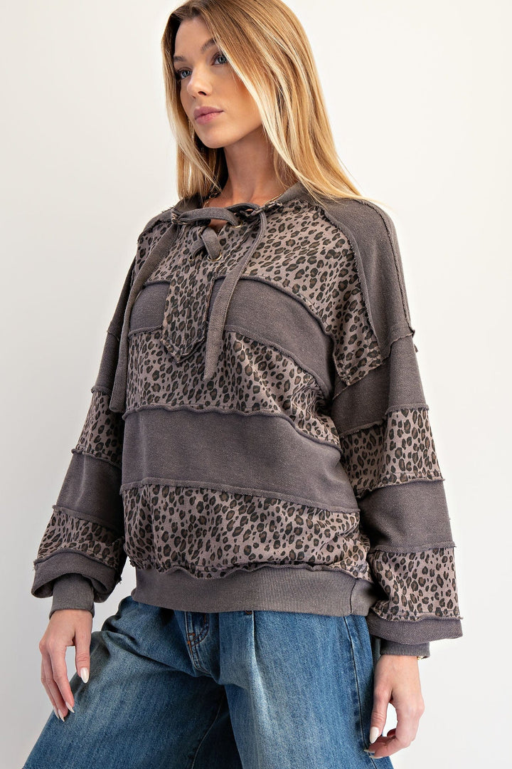 Easel Animal Print Mix Mineral Washed Pullover