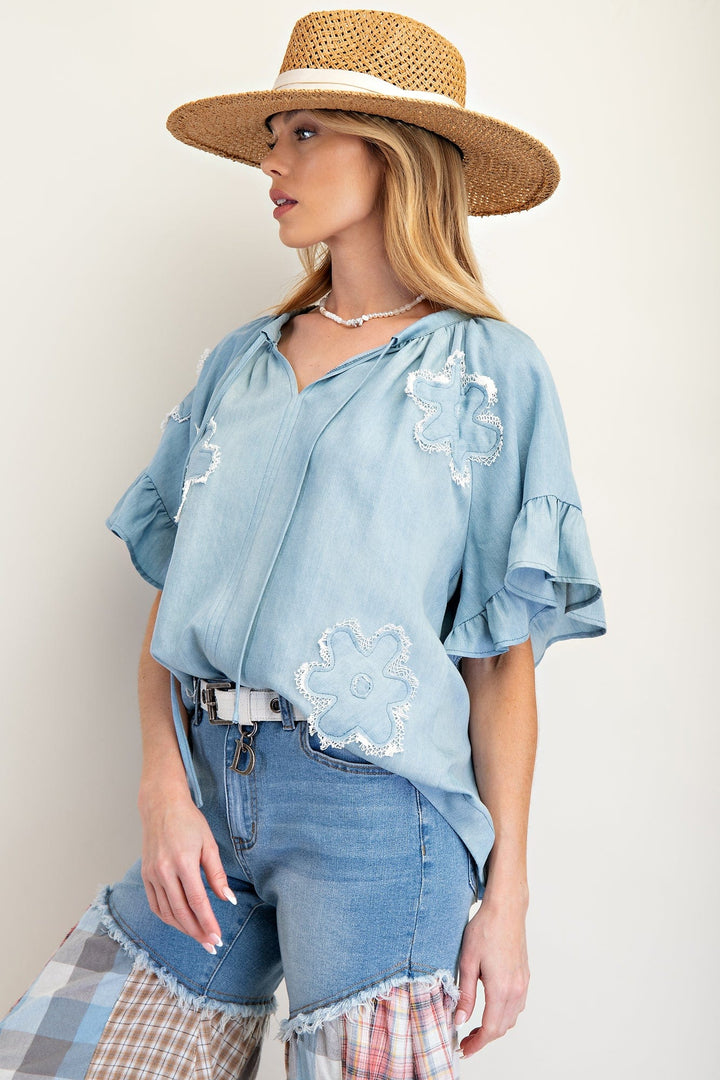 Easel Flower Patch Washed Chambray Woven Top