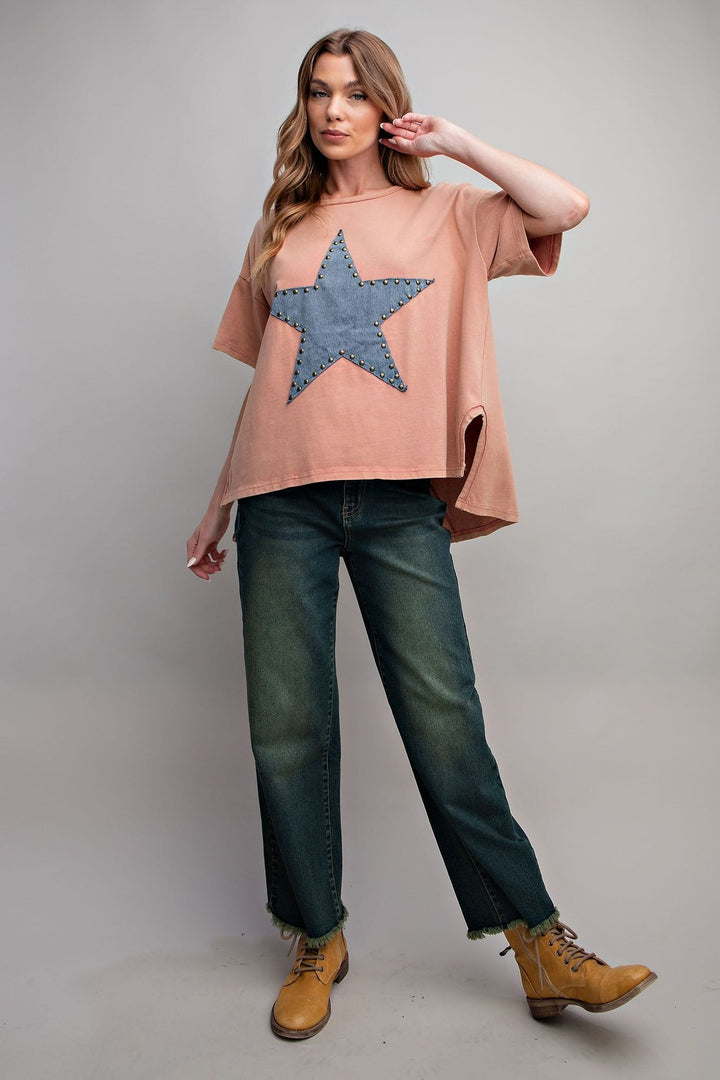Easel Short Sleeve Star Patch Attached Mineral Washed Loose Fit Knit Top