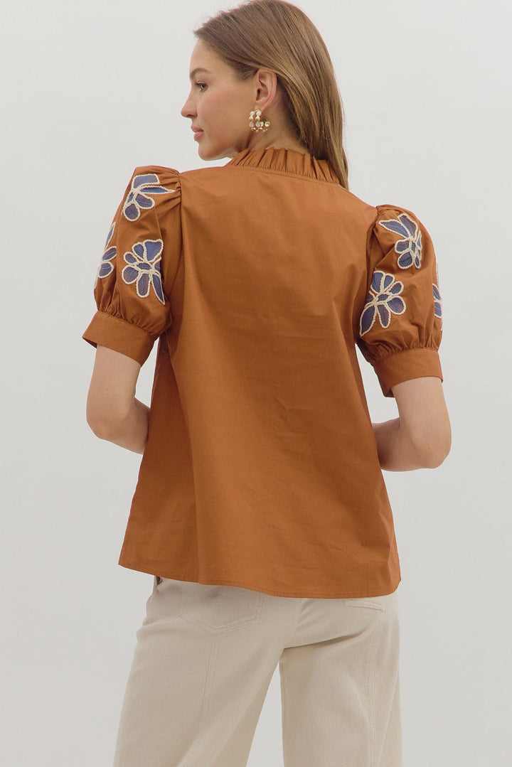 Entro Embroidered Floral Applique Short Puff Sleeve Top