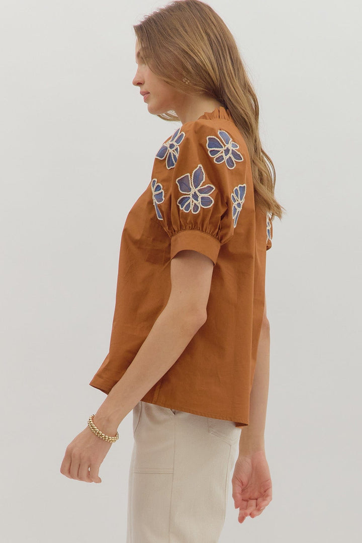 Entro Embroidered Floral Applique Short Puff Sleeve Top