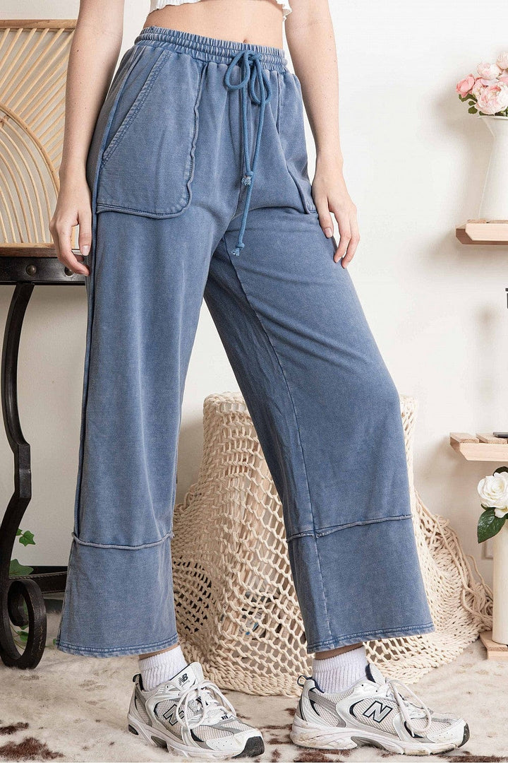 Exposed Seam Elastic Waistband Sweatpants with Defined Pockets