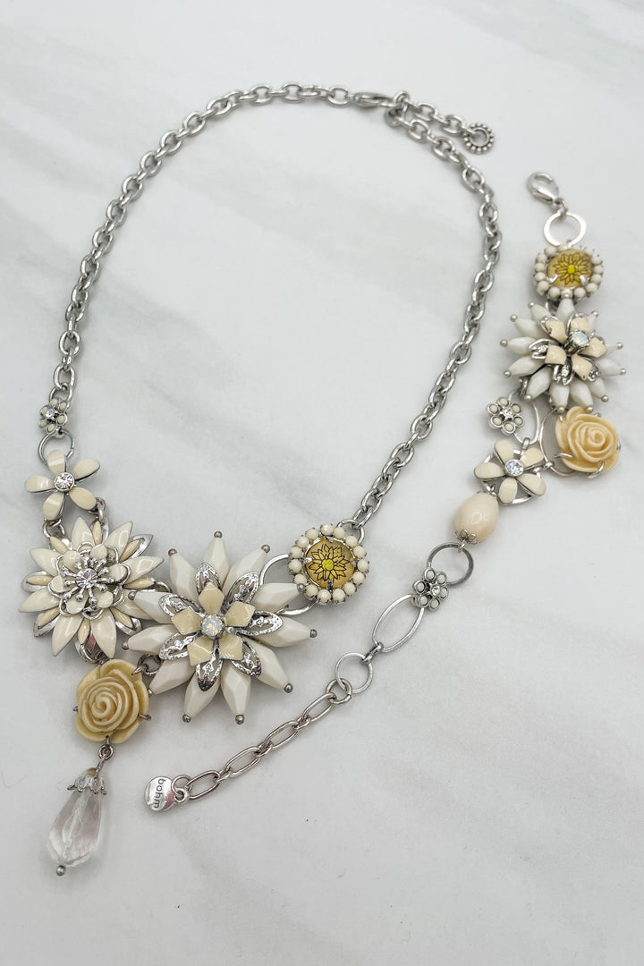 Gardenia Floral Chain Bracelet