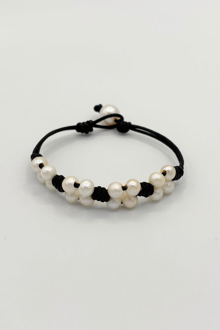 Handmade Gray Pearl Clover Leather Bracelet