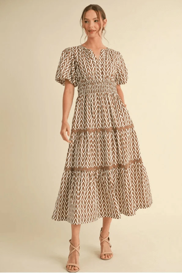 Jodifl Geometric Print Short Puff Sleeve Tiered Midi Dress