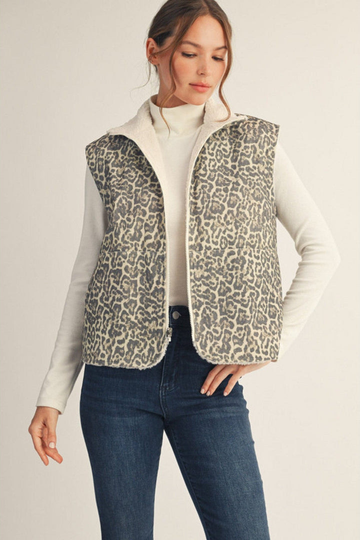 Jodifl Leopard Print Sherpa Lined Zip Up Vest