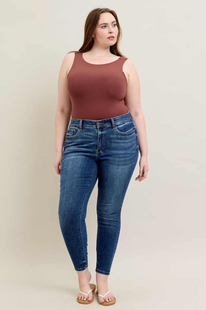 Judy Blue Core Mid Rise Skinny Jeans