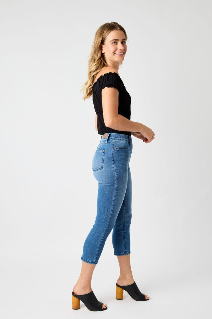 Judy Blue High Waist Cool Denim Pull On Capri