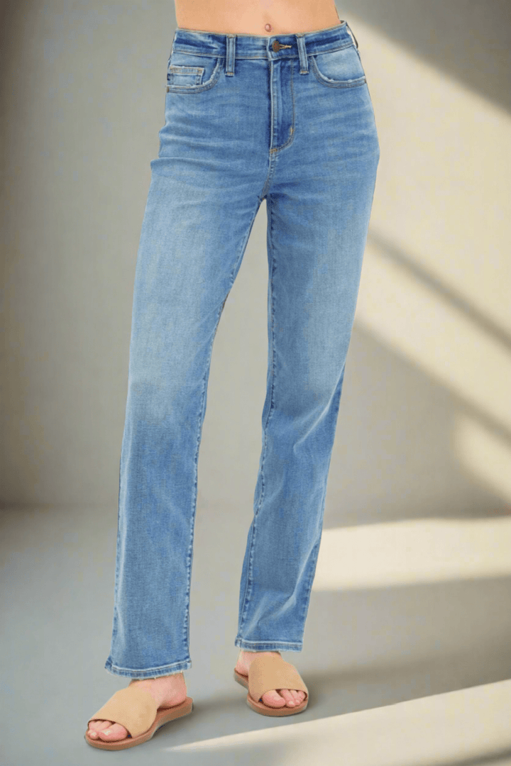 Judy Blue High Waisted Straight Fit Classic Denim Jeans