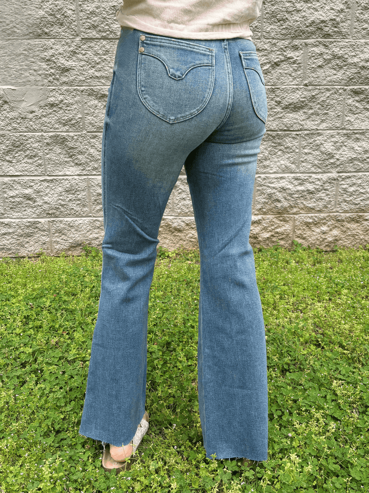 Judy Blue Mid Rise Tummy Control Frayed Hem Washed Shield Pocket Jeans