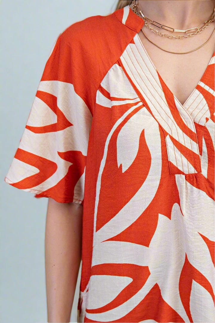 Large Leaf Print Snap Closure V-Neck Top with Trapunto Stitching