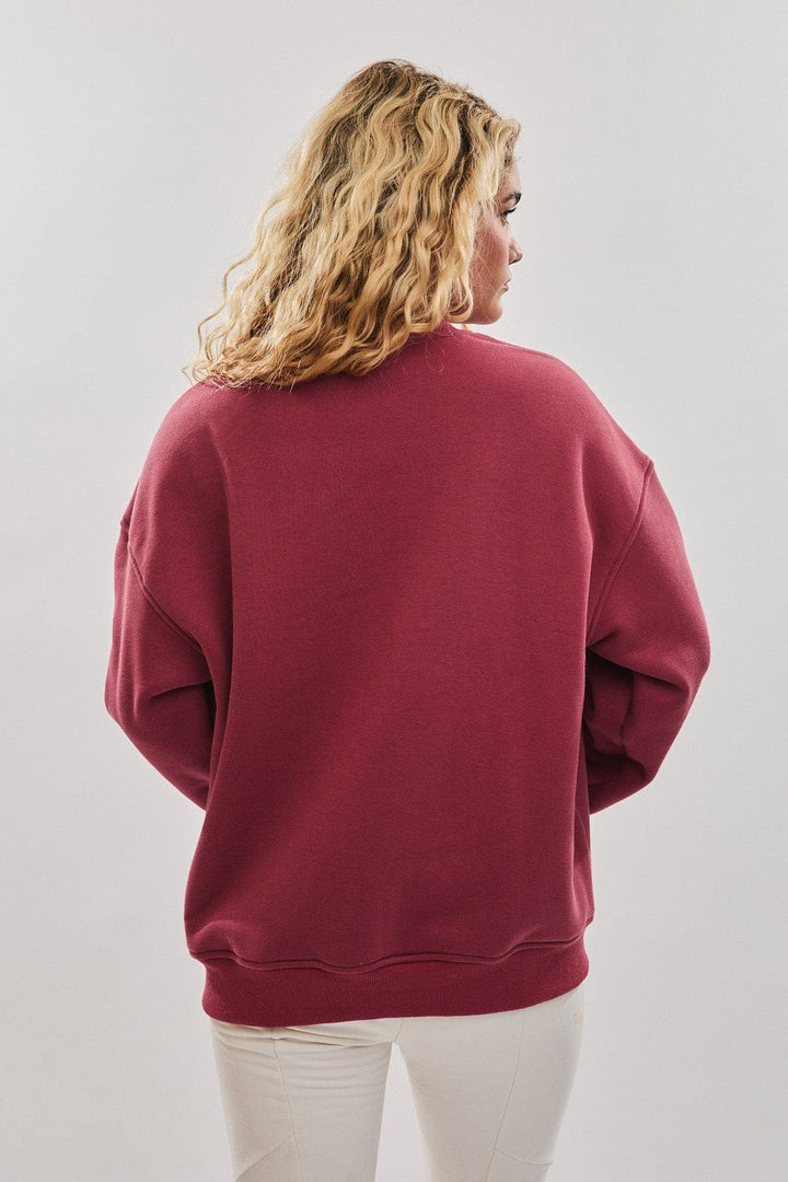 Le Lis Christmas Embroidered Graphic Solid Crewneck Sweatshirt