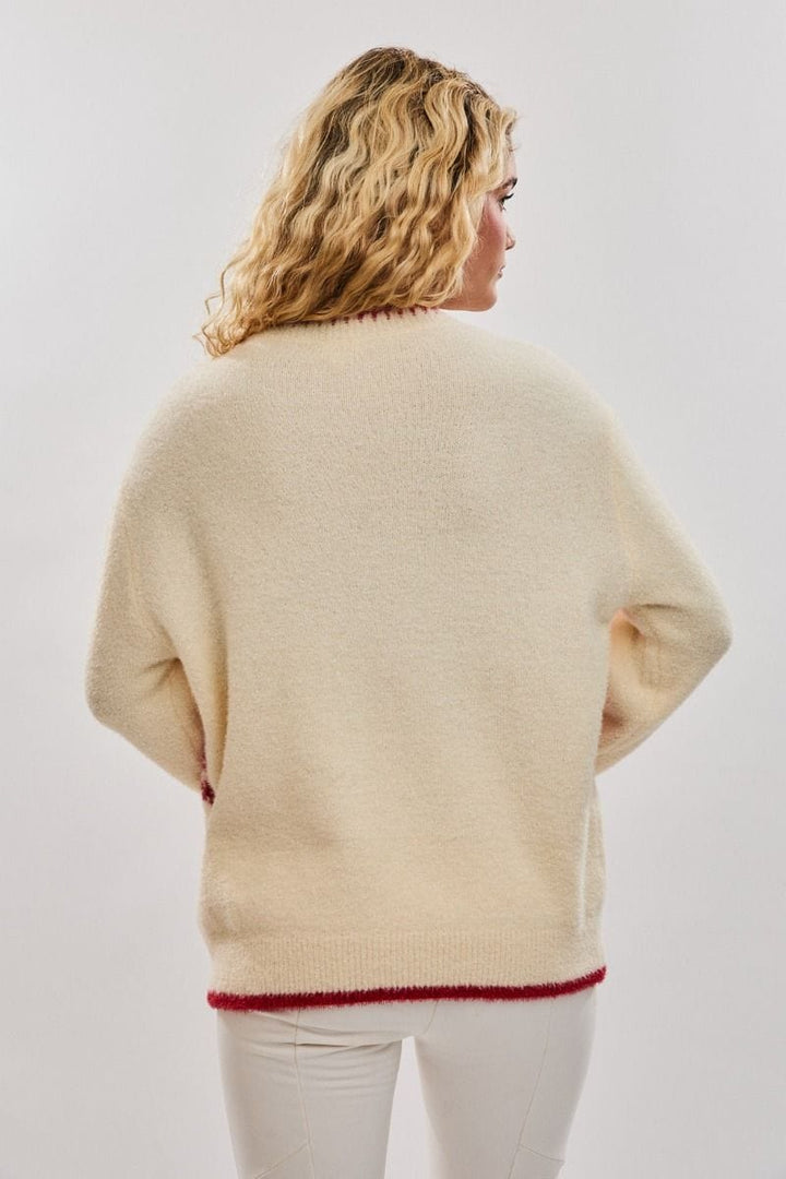 Le Lis "Santa's Favorite" Fuzzy Holiday Sweater