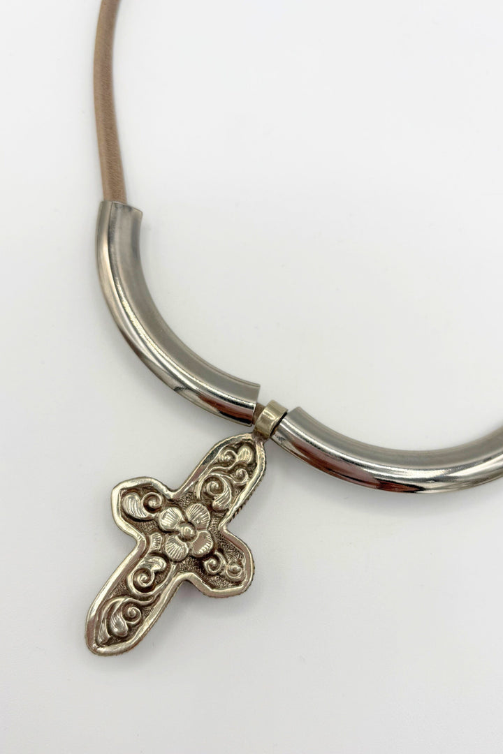 Necklace Slot