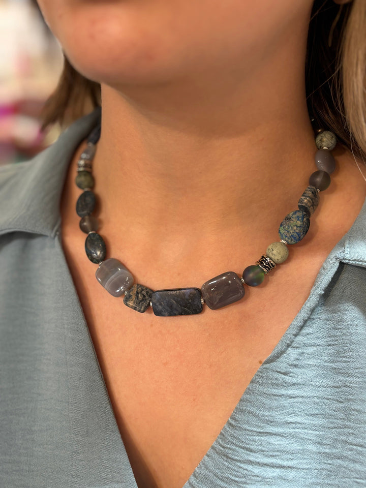 Nikolia Mixed Genuine Stone Beaded Short Necklace