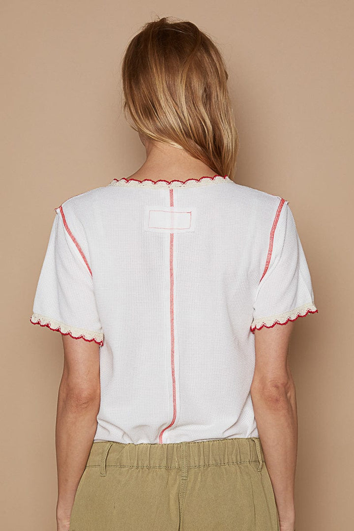 POL Embroidered Scallop Edge V-Neck Thermal Knit Tee with Contrast Color Stitching