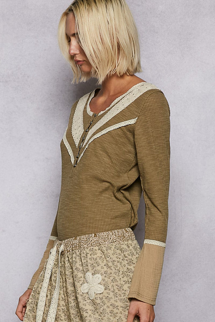 POL Lace Trim Point Henley Button Placket Solid Long Sleeve Top