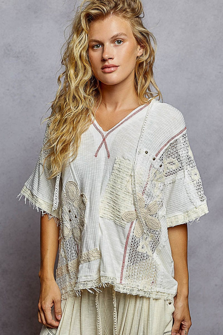 POL V-Neck Lightweight Ribbed Fabric Hooded Short Sleeve Top with Floral Lace Patches