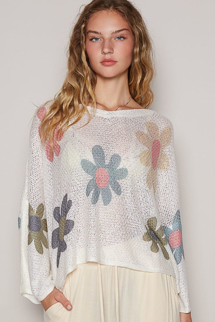 POL Wide V-Neck Three Quarter Sleeve Relaxed Fit Fun Flower Pattern Sweater