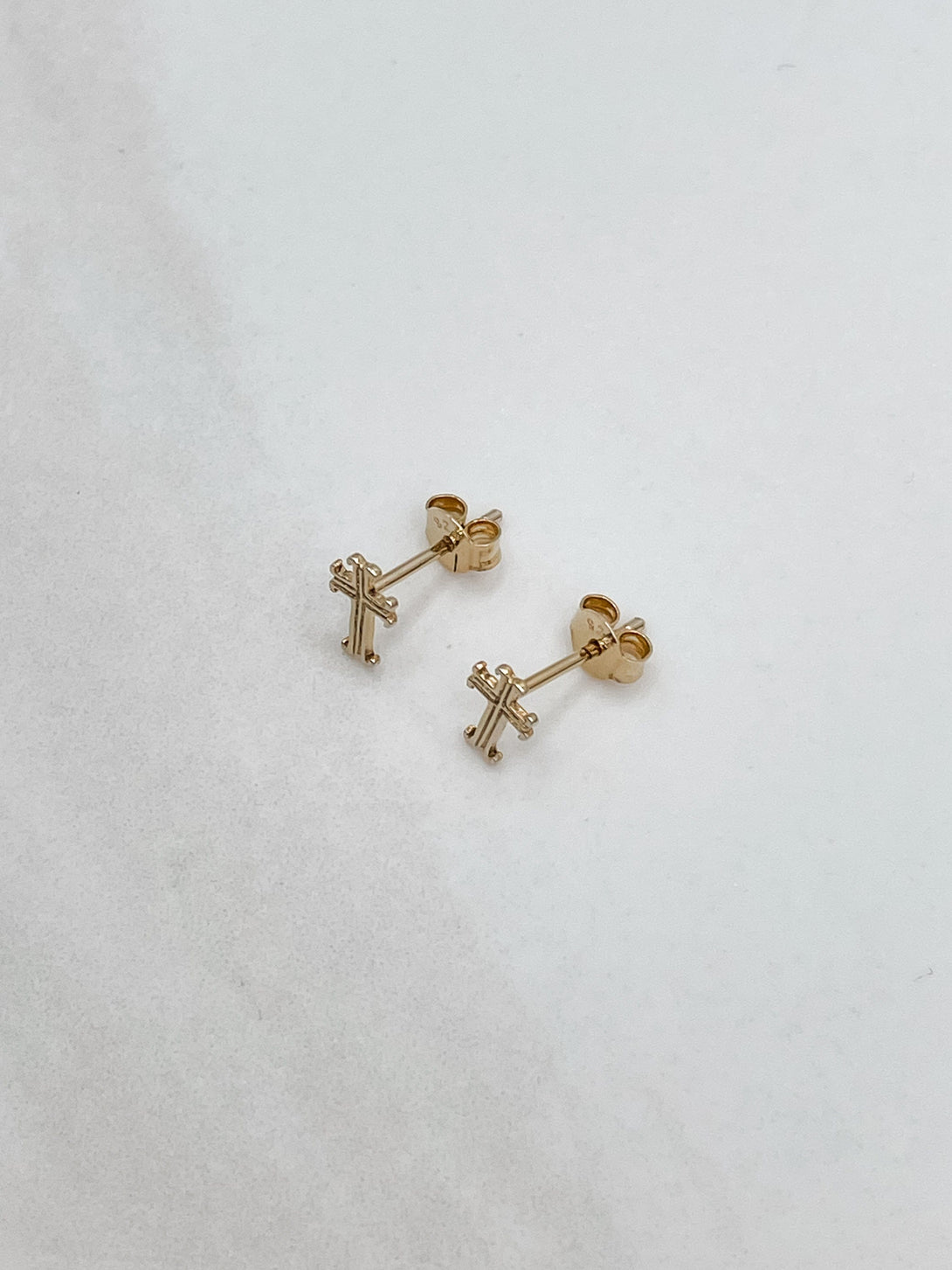 Sterling Silver Detailed Cross Studs