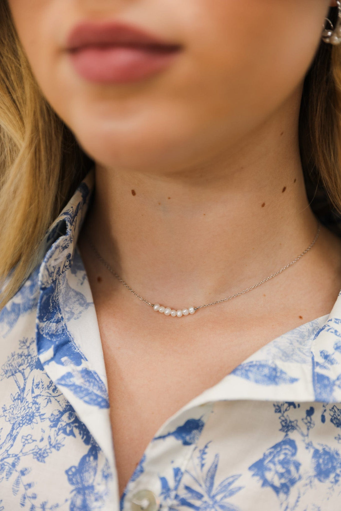 Sterling Silver Mini 7 Pearls Line Necklace