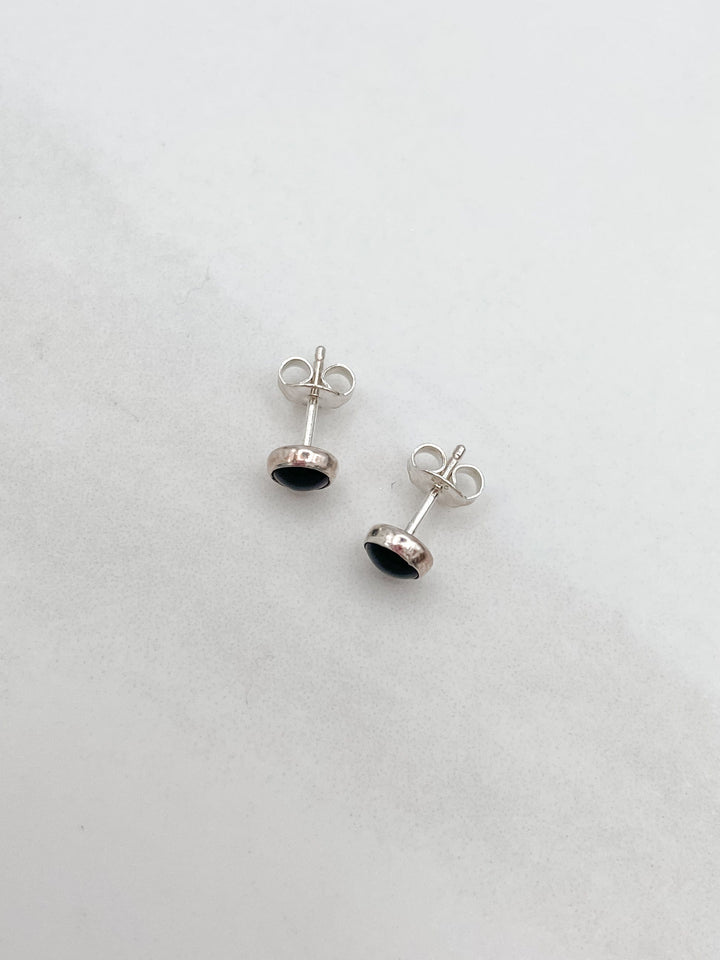 Sterling Silver Stud Earring with 5mm Stone