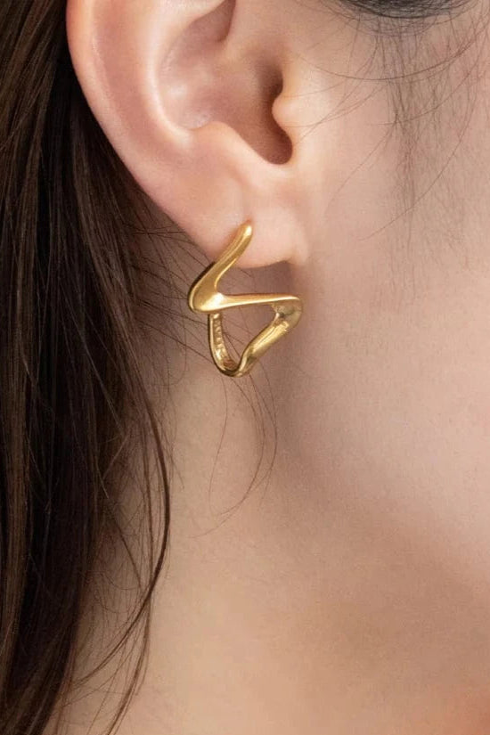 Tapered Zig-Zag Flattened Lever Back Hoop Earrings