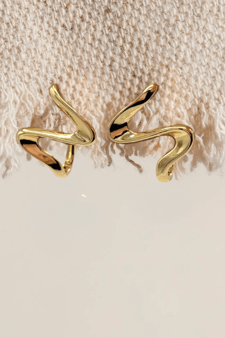 Tapered Zig-Zag Flattened Lever Back Hoop Earrings