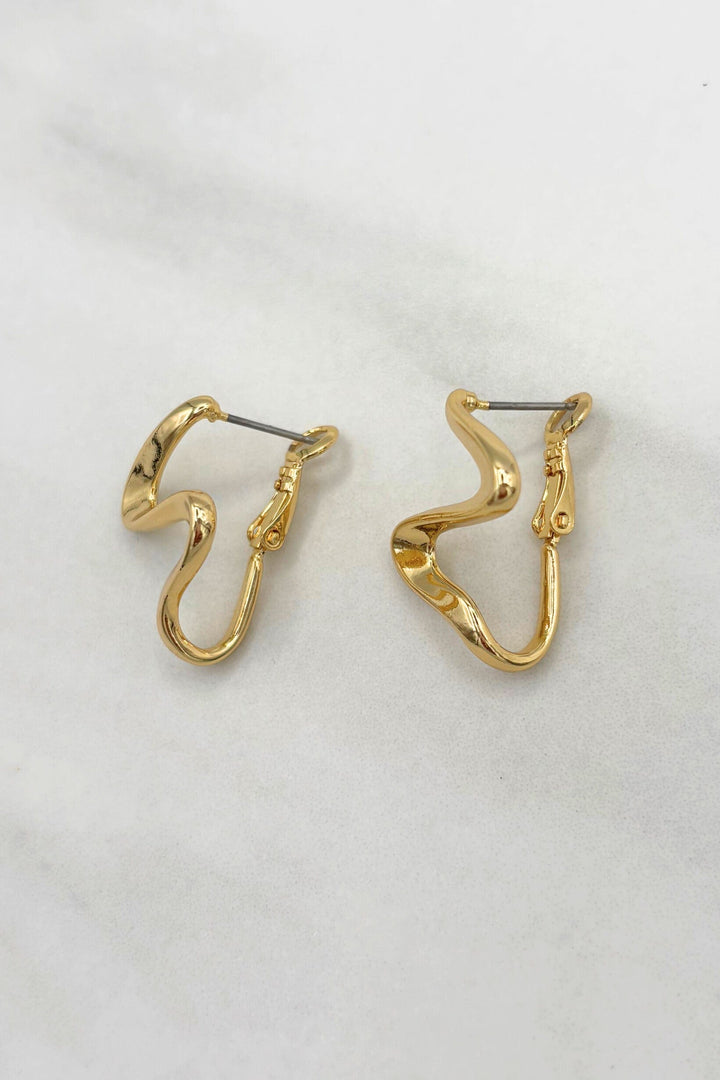 Tapered Zig-Zag Flattened Lever Back Hoop Earrings