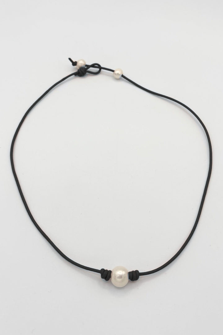 Three Pearl Necklace