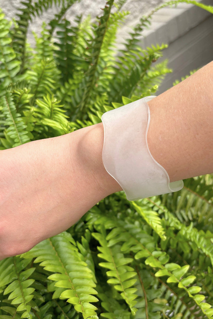 Vintage Italian Curved Edge Wavy Plexi Bangle Bracelet