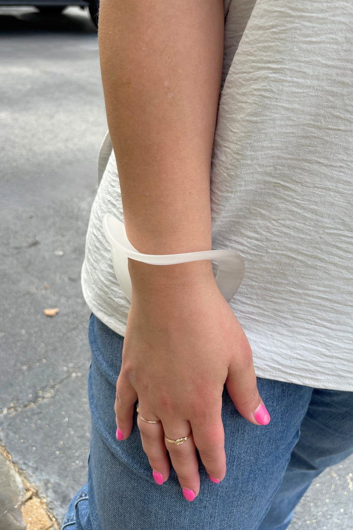 Vintage Italian Subtle Wave Bangle Bracelet