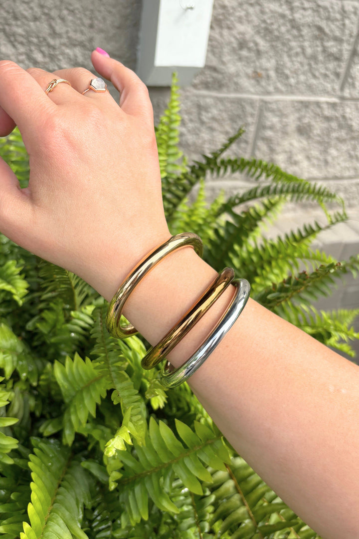 Vintage Italian Thick Metallic Set of 3 Bangles