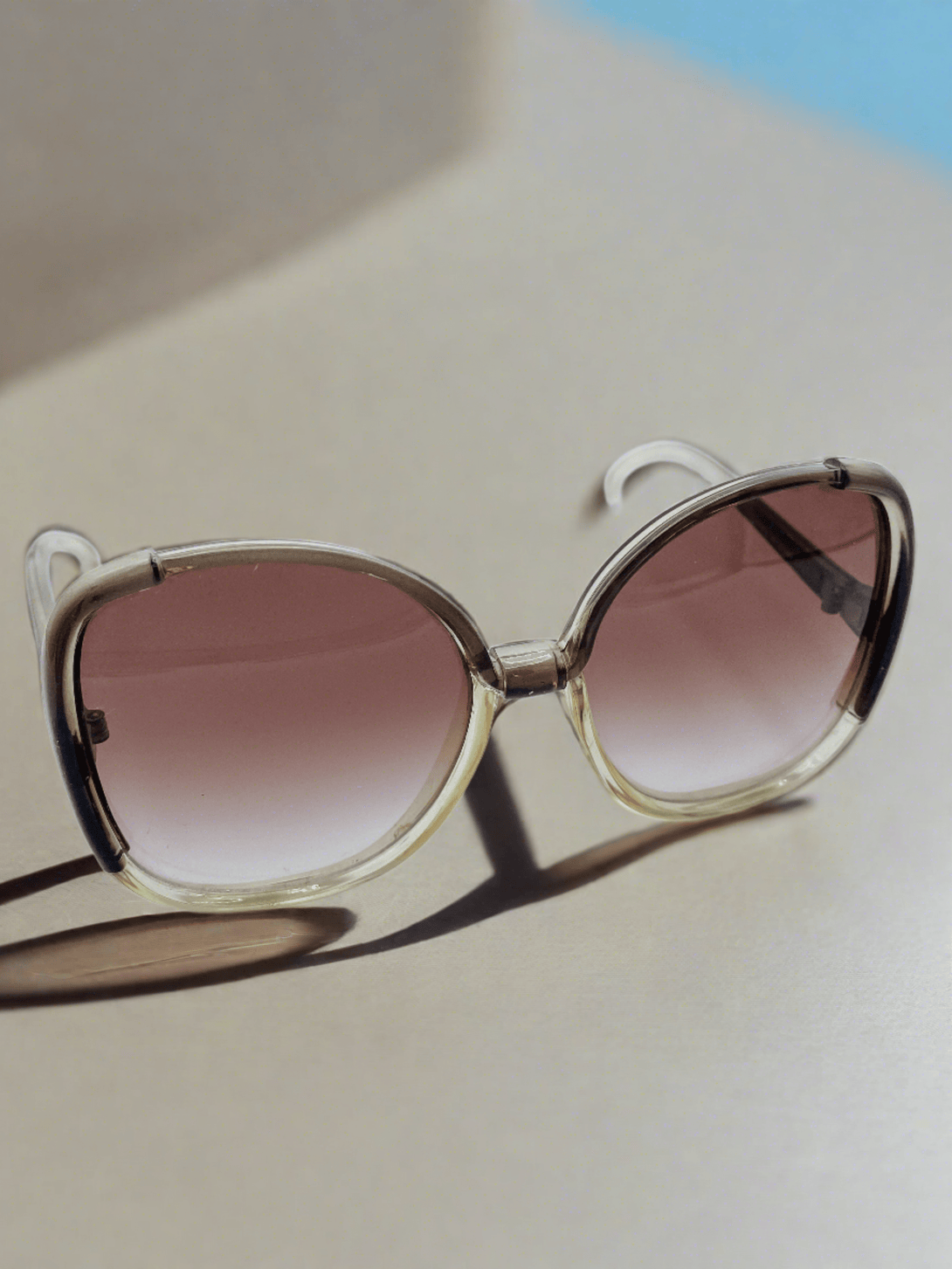 Women's Vintage French Oval Shaped Sunglasses