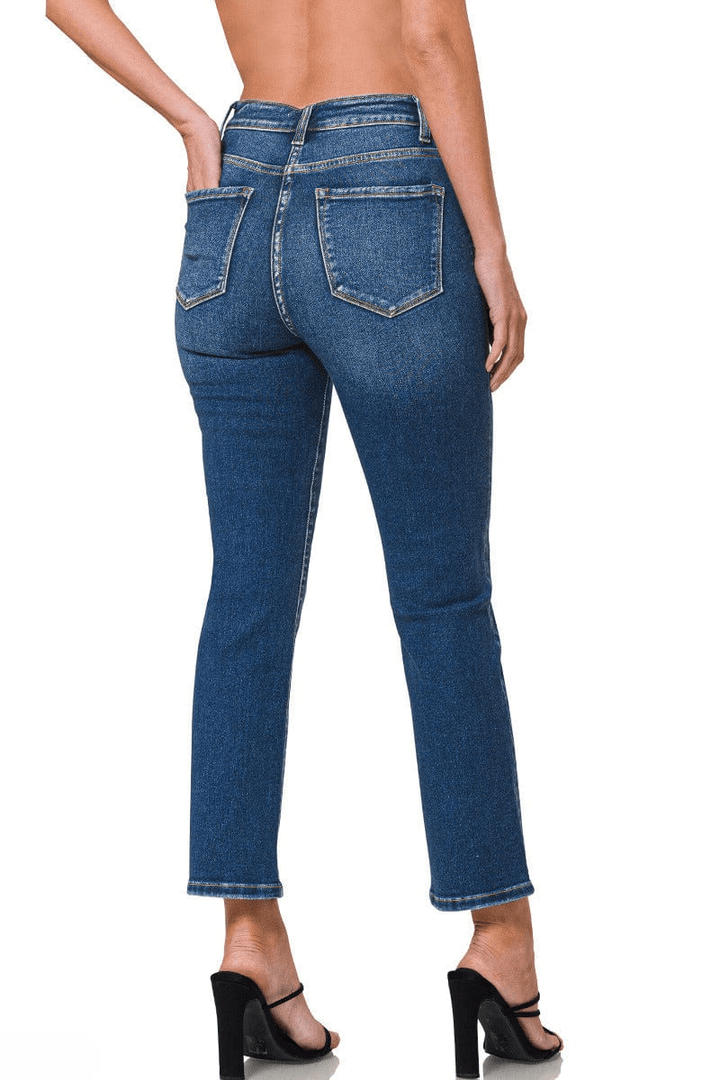 Zenana Cropped Basic Cropped Denim Washed Jeans