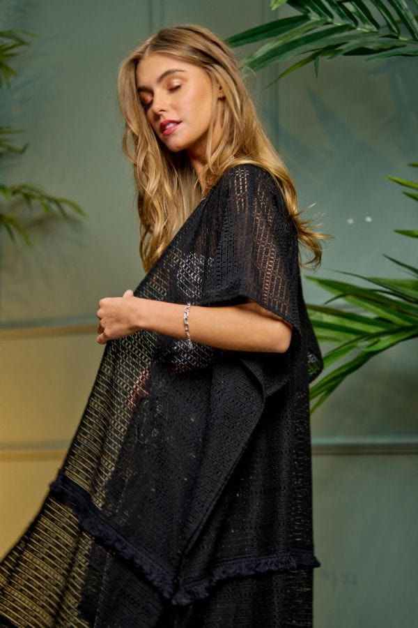 Davi & Dani Square Lace Fringe Trim Kimono