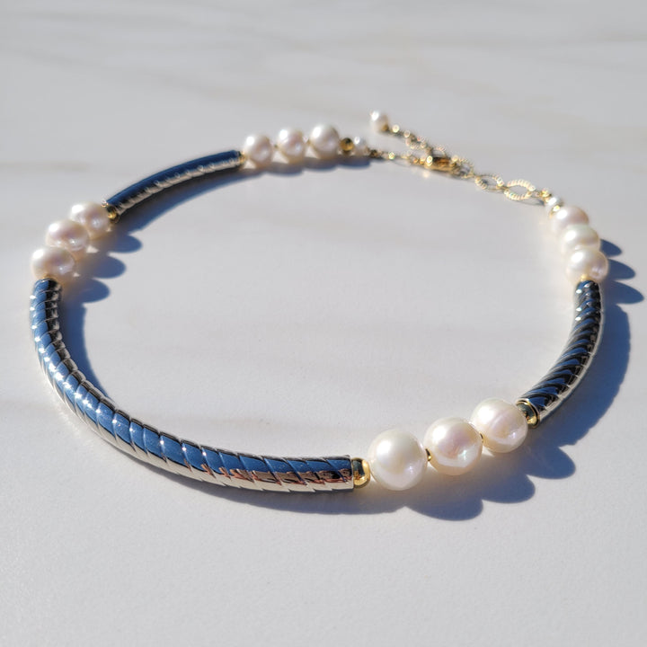 Eros Pearl Necklace