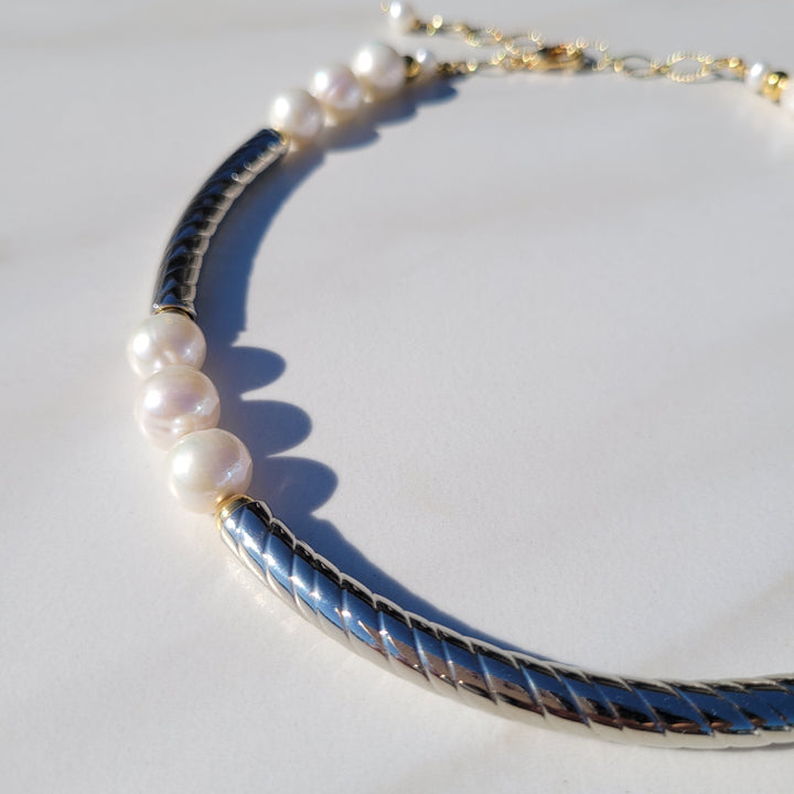 Eros Pearl Necklace