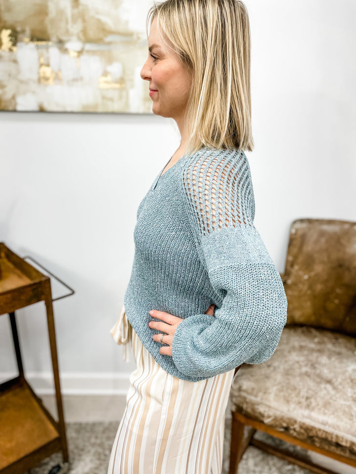 Hem & Thread Crochet Contrast Textured V Neck Sweater