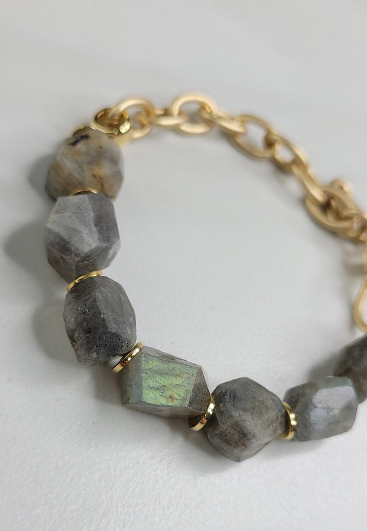 Johona Bracelet Handmade with Cable Chain and Labradorite Stones