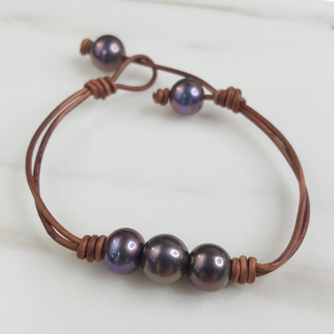 Leather Bracelet with Three Pearls
